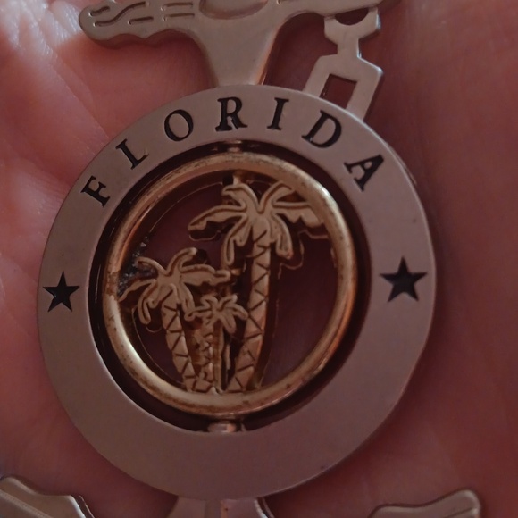 Florida Fancy Keychains - Picture 2 of 5